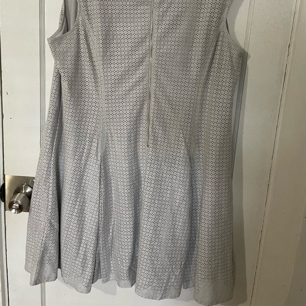 Blue Perforates Dress G - Picture 7 of 11